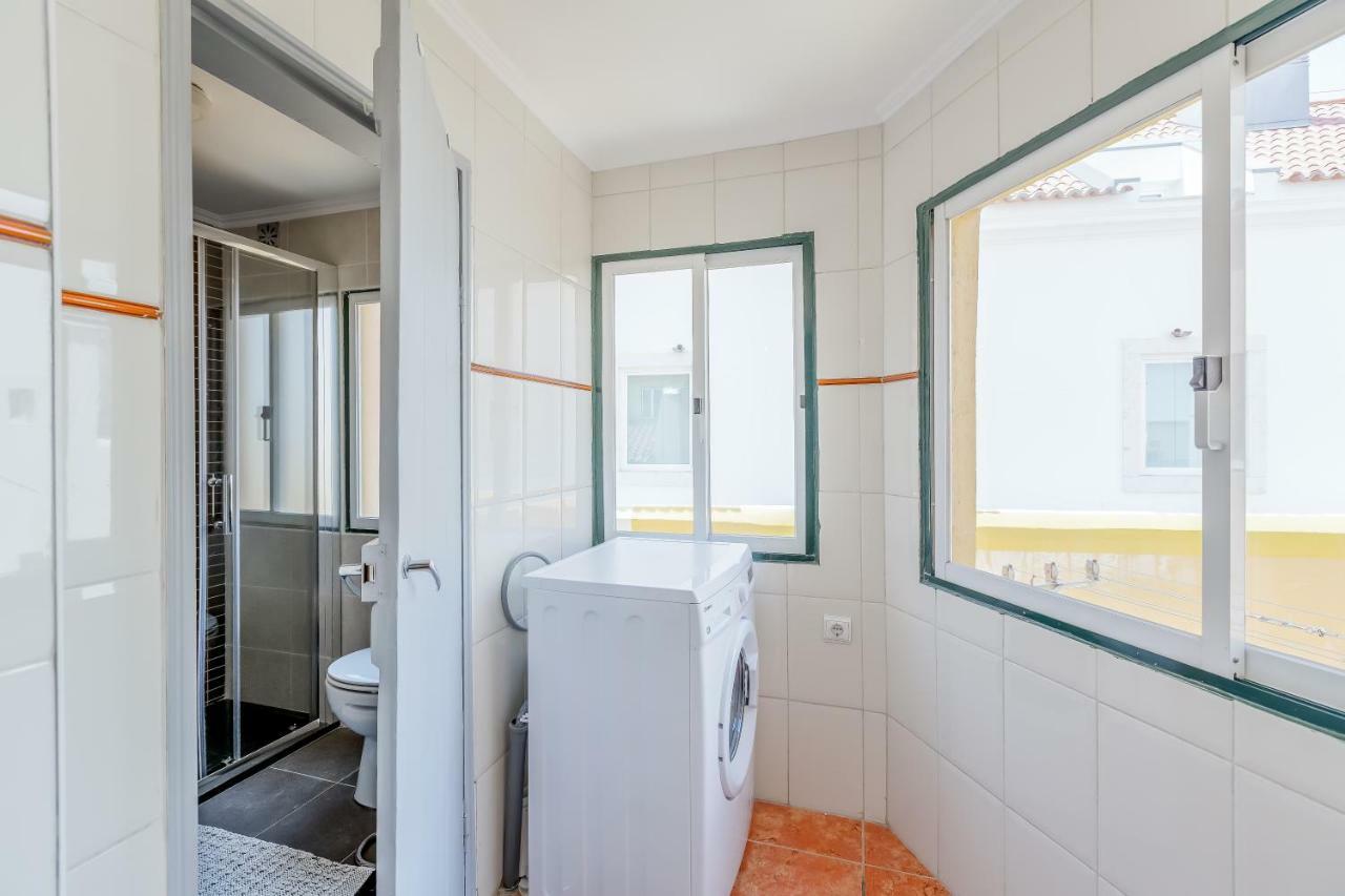 Bright & Spacious Alfama Apartment, By Timecooler Lisboa Exteriér fotografie