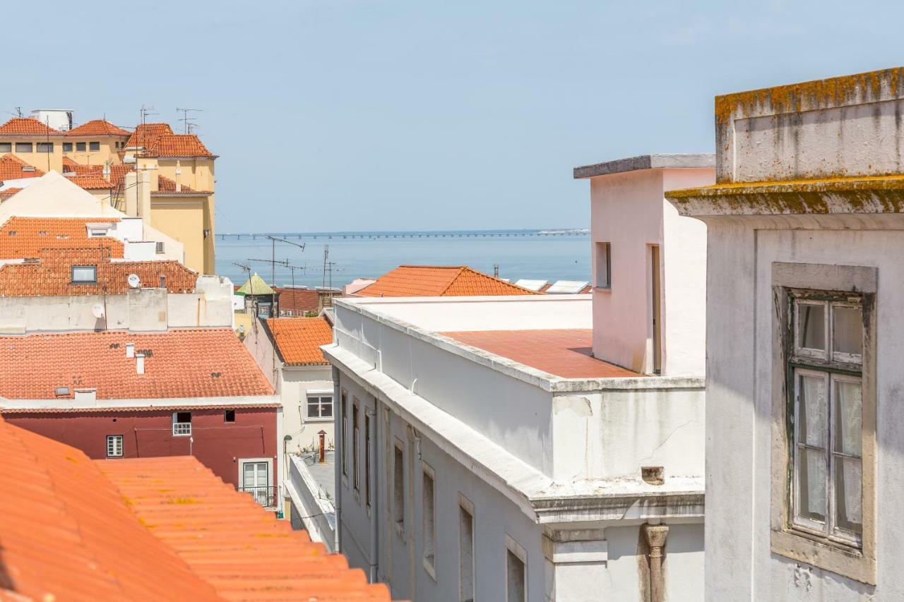 Bright & Spacious Alfama Apartment, By Timecooler Lisboa Exteriér fotografie